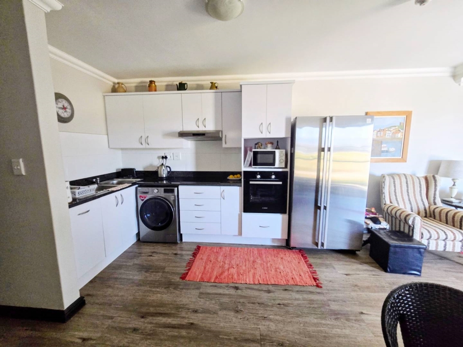 1 Bedroom Property for Sale in Buhrein Western Cape